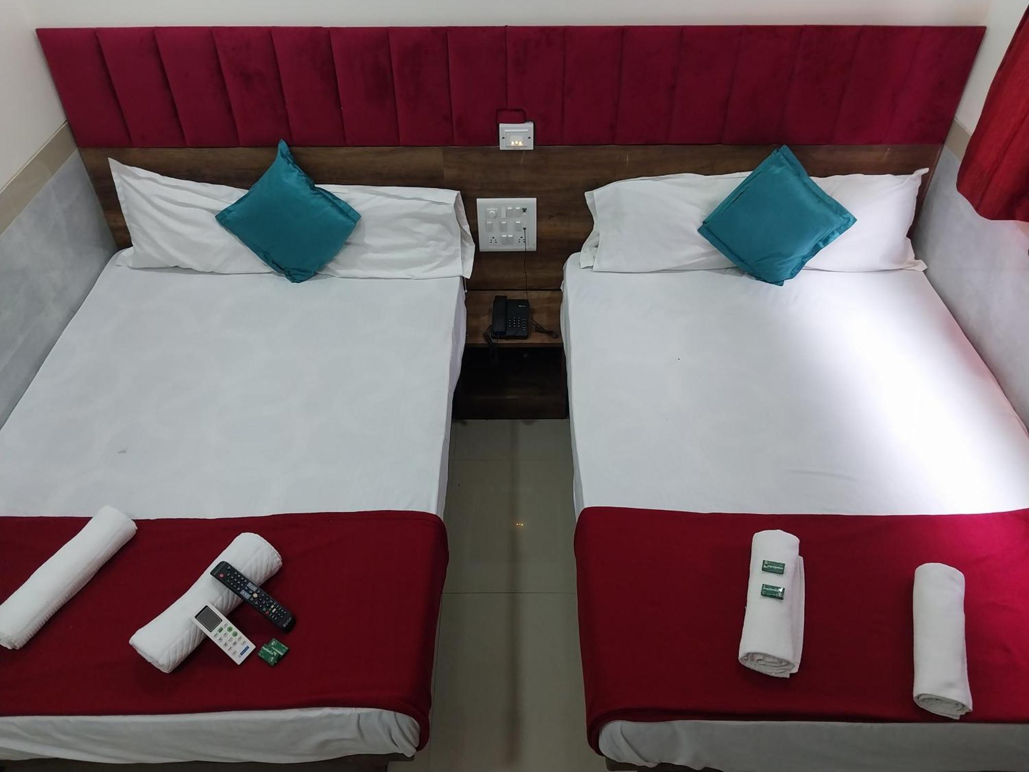 Hotel New Balaji Residency Mumbai Luaran gambar