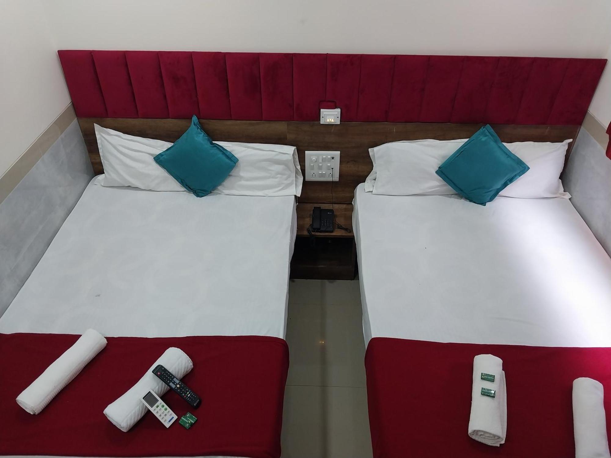 Hotel New Balaji Residency Mumbai Luaran gambar