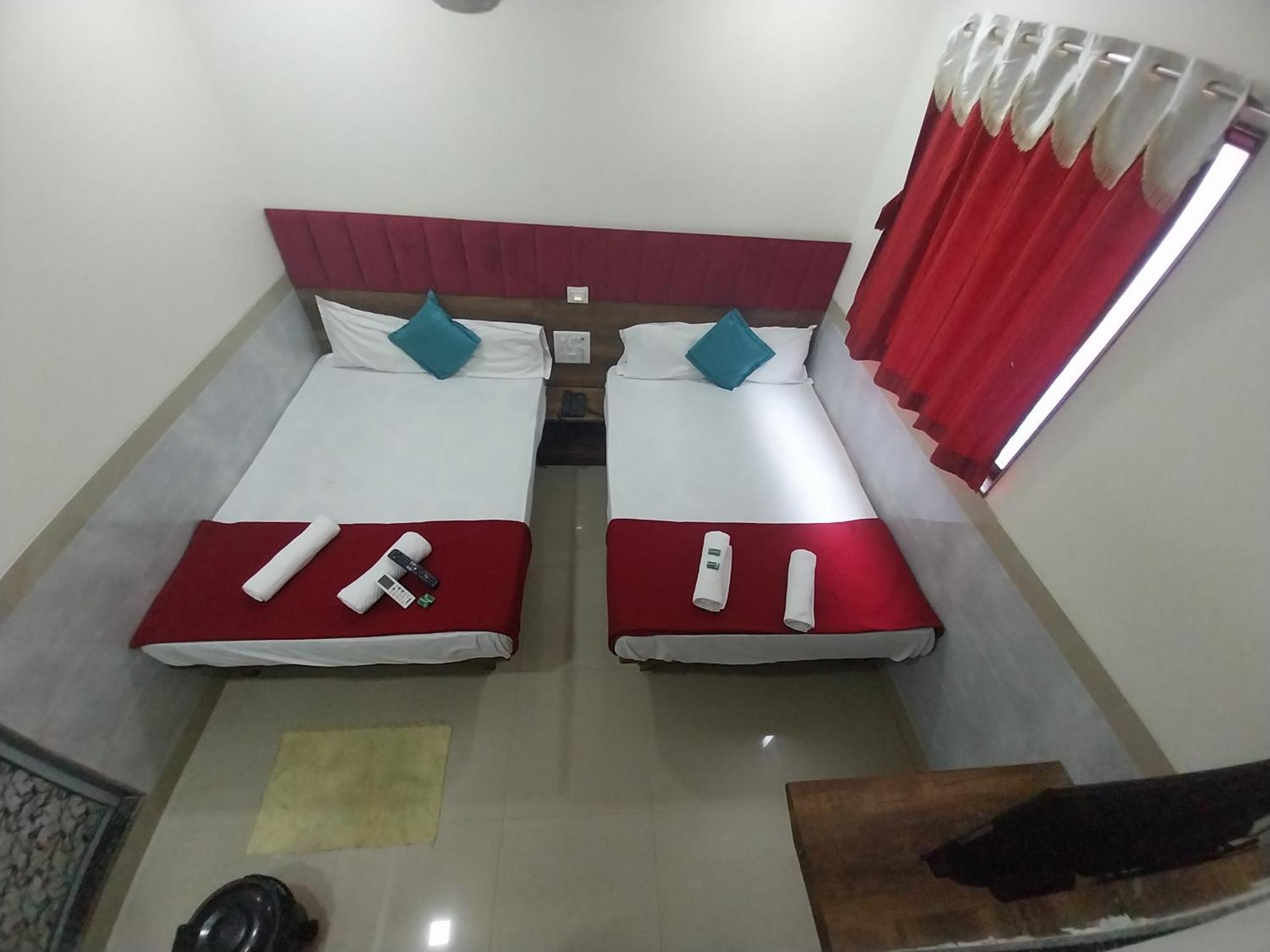 Hotel New Balaji Residency Mumbai Luaran gambar