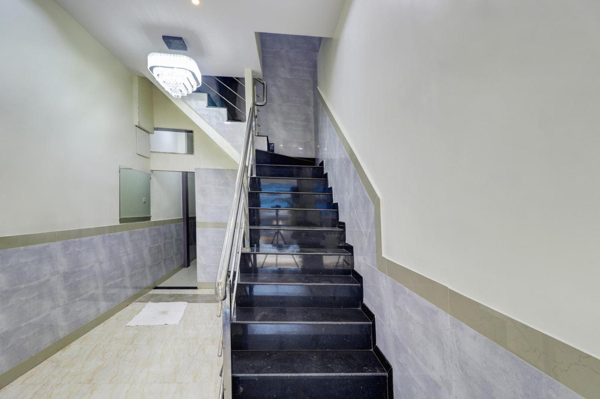 Hotel New Balaji Residency Mumbai Luaran gambar